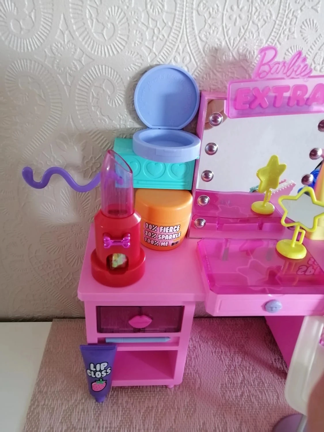 Barbie Extra: Peluquería con algunos accesorios – photo 2